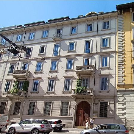 Sahi - Residenza Corso Italia Tre Camere, Due Bagni E Un Salone Milan Exterior photo
